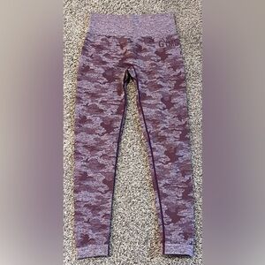 Gymshark camo legging size small. 1369
